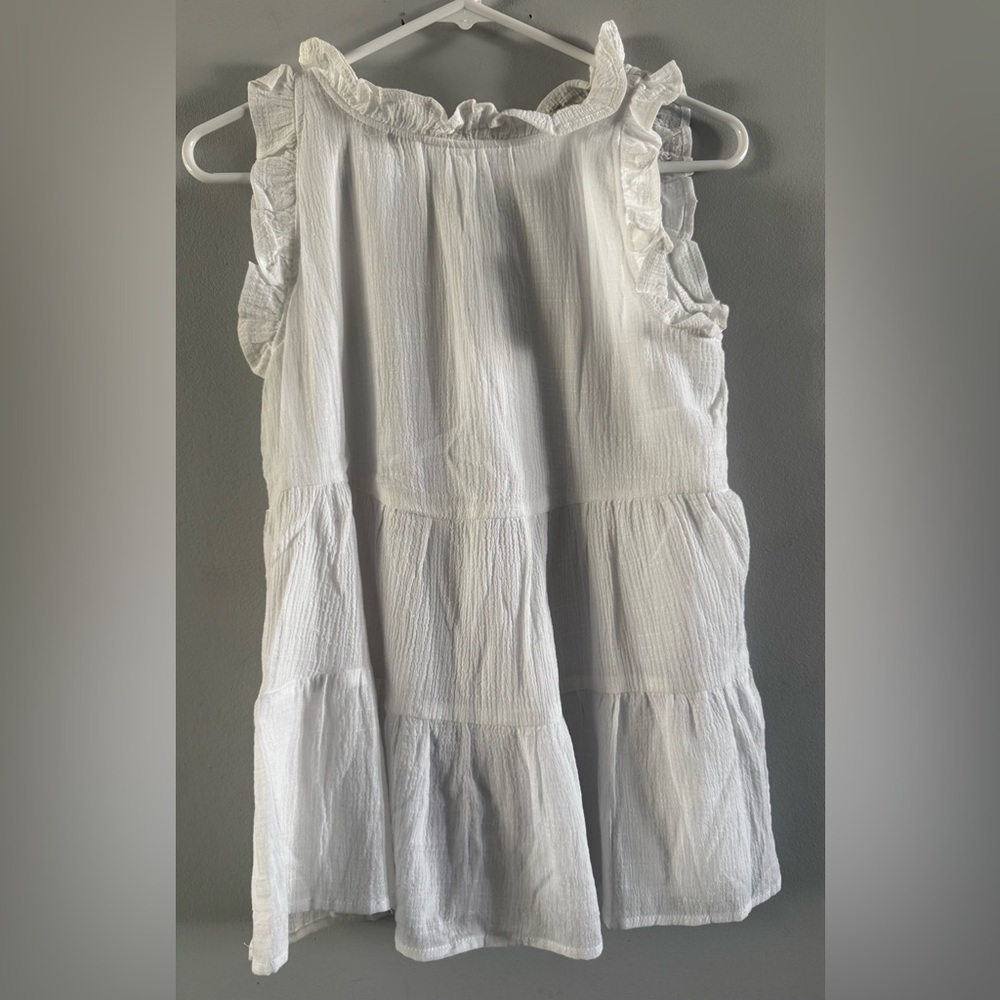 Chance or Fate White Ruffle Sleeveless Blouse Small Cotton Tiered Top